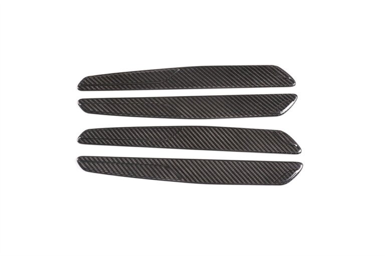 Alfa remeo giulia carbon fiber built-in side step trim